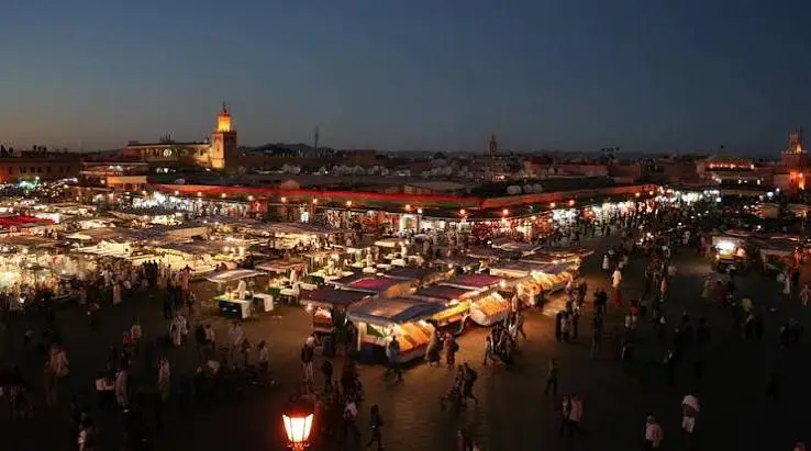 Jemaa el Fna at dusk on day one of a 10 days in Morocco itinerary